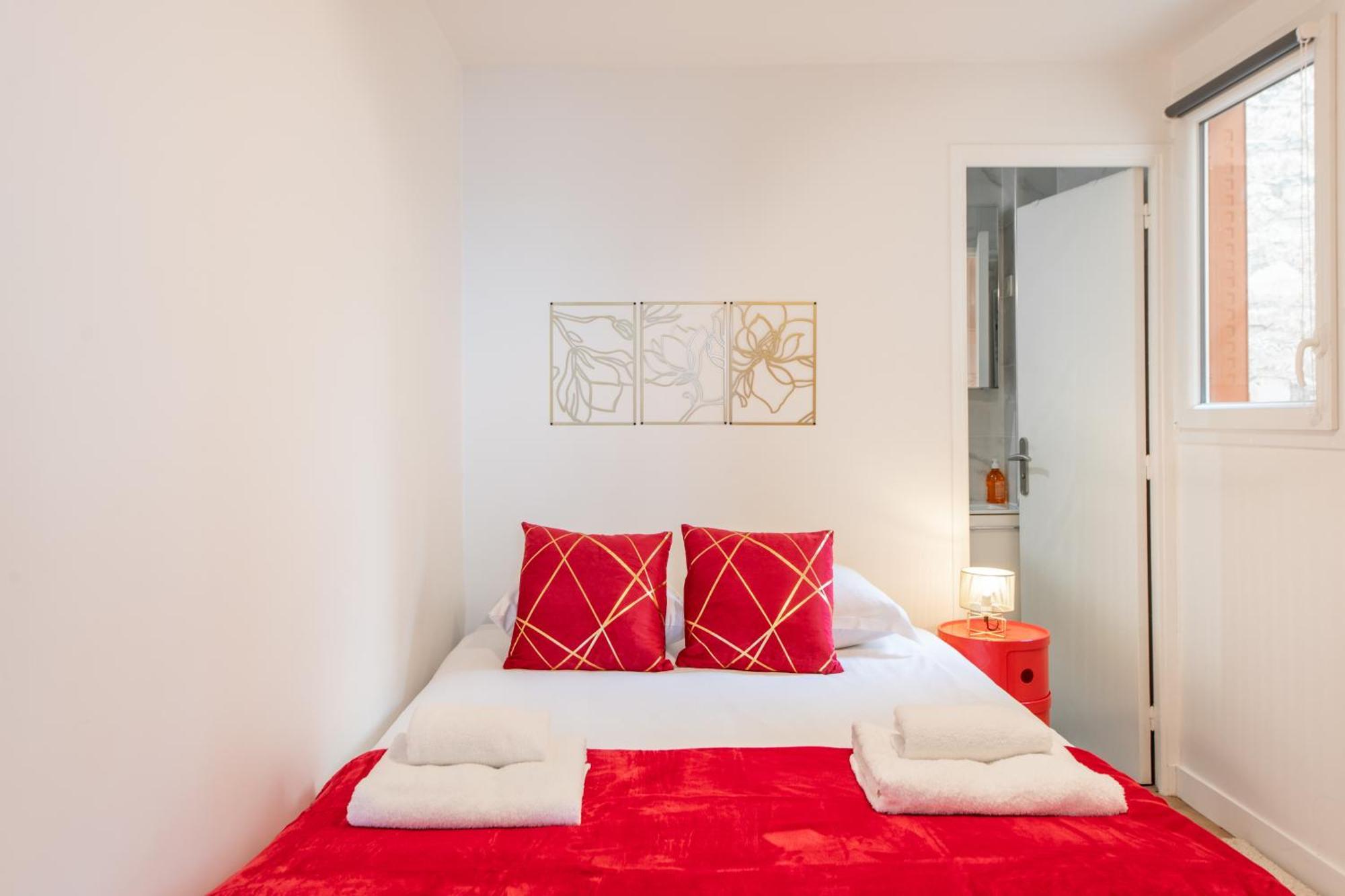 Spacious And Bright 2-Bedroom Large Apartment Very Close To Paris - Near Metro Boulogne-Billancourt Bagian luar foto