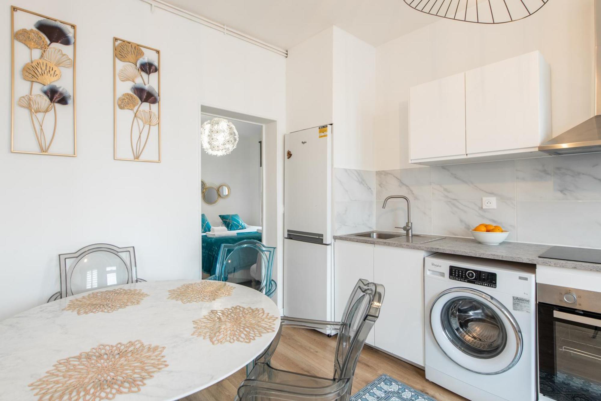 Spacious And Bright 2-Bedroom Large Apartment Very Close To Paris - Near Metro Boulogne-Billancourt Bagian luar foto